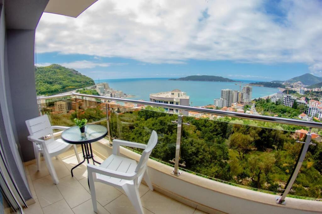 Apartments Gc 3 Rafailovići Eksteriør billede