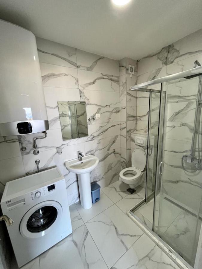 Apartments Gc 3 Rafailovići Eksteriør billede